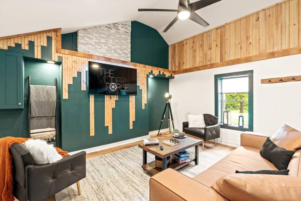 The Modern Forge Ny, Honeoye Lake Exterior photo