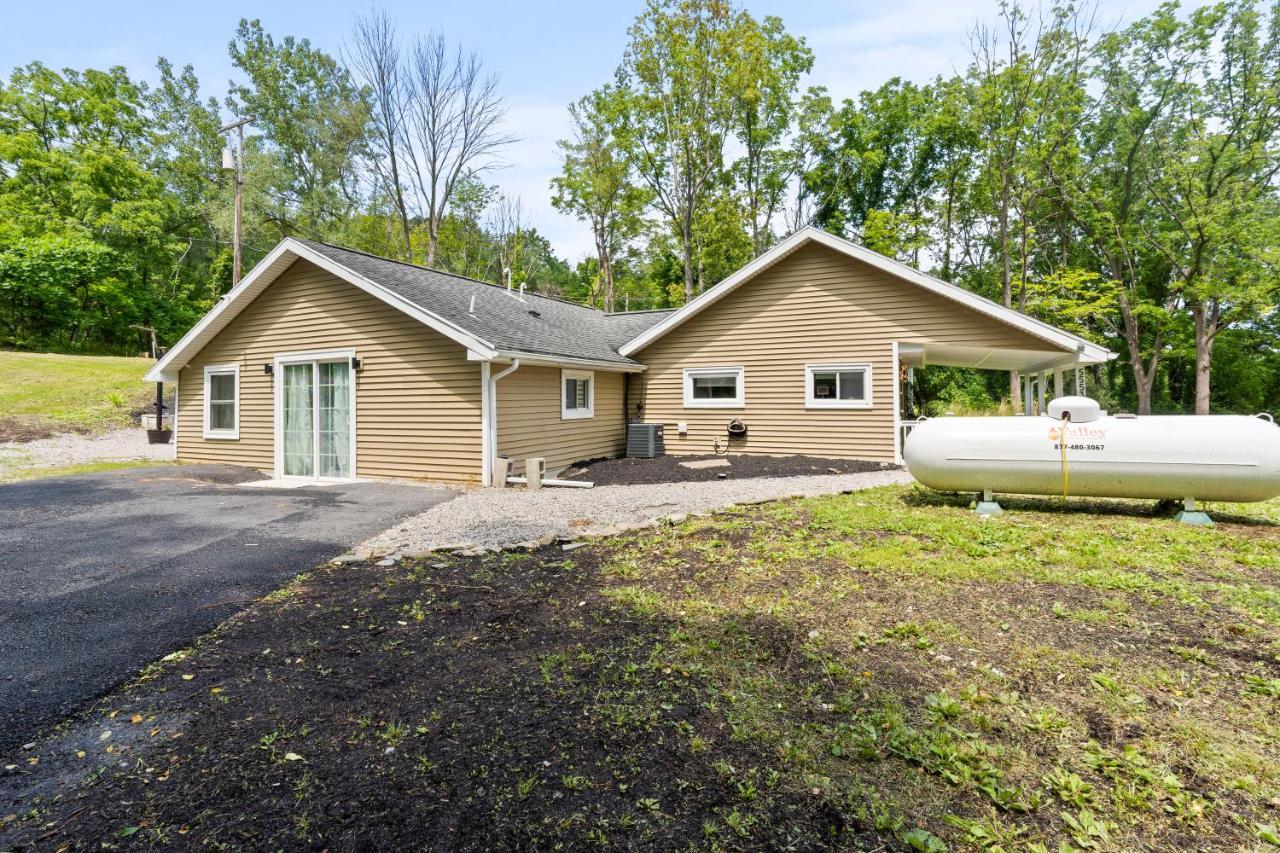 The Modern Forge Ny, Honeoye Lake Exterior photo